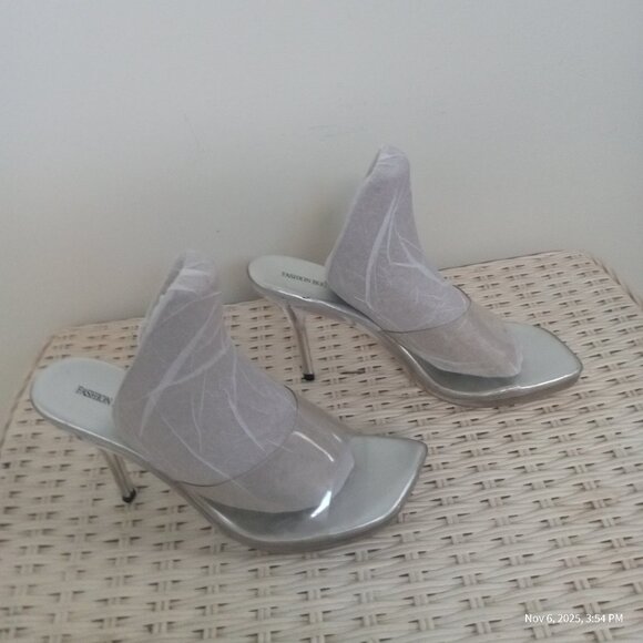 Clear Heels by Fashion Bug Y2K - Picture 2 of 11